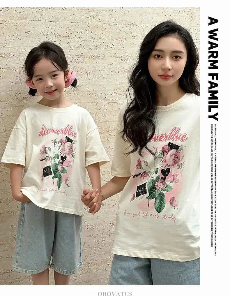 Family Matching Outfit Clothes Set For Summer Vacation Outerwear Beach Tshirt Shorts Clothing Suit Couple Kids Same Costume Wear