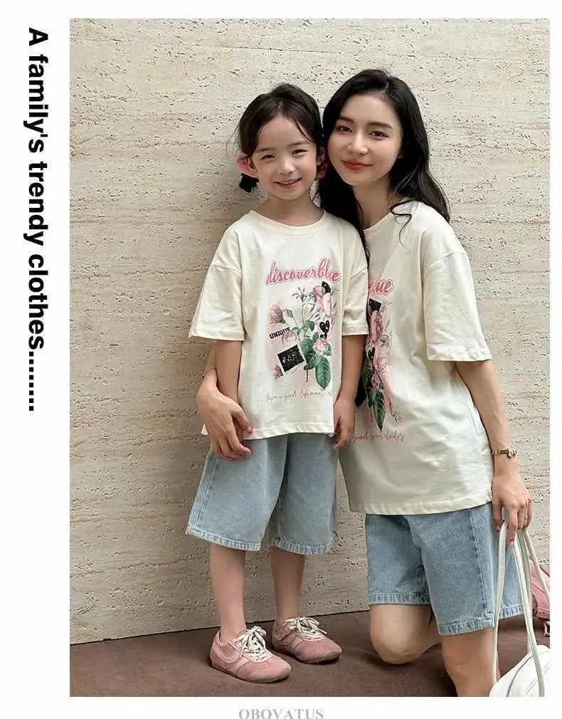 Family Matching Outfit Clothes Set For Summer Vacation Outerwear Beach Tshirt Shorts Clothing Suit Couple Kids Same Costume Wear