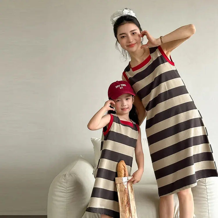 Family Matching Couple Look Clothing Fashion Mom Daughter Sleeveless Dress Dad Son T Shirts Shorts Korean Sister Brother Outfits Mein Shop