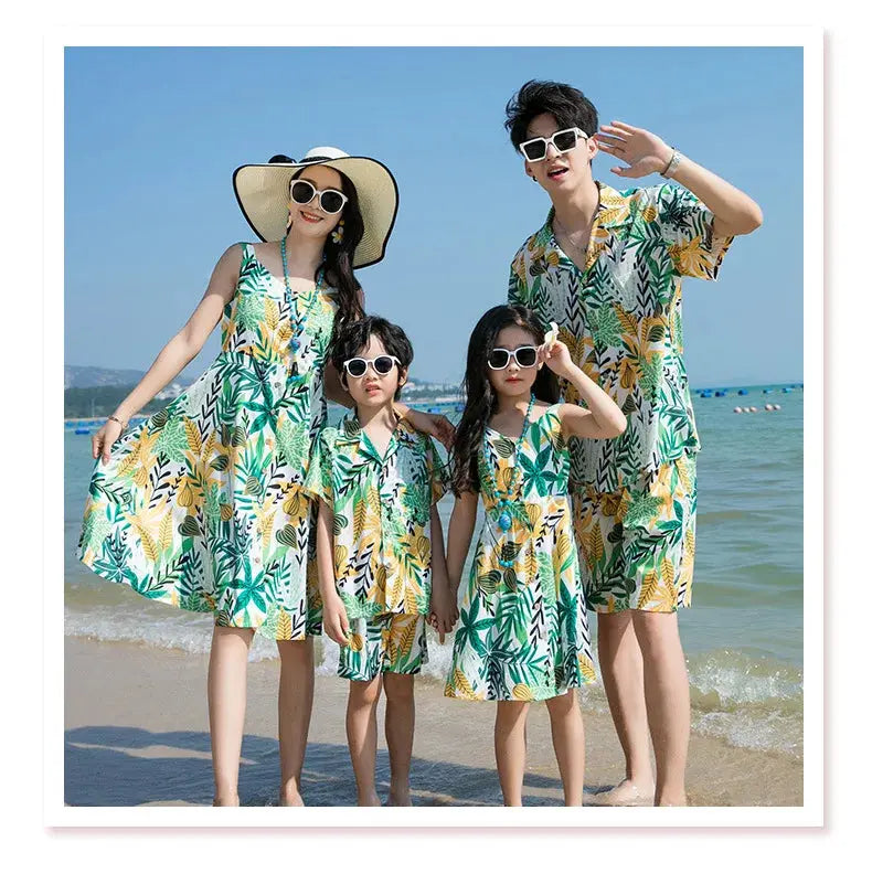 Family Fashion Beach Father and Son Outfits Vacation Look Mother Daughter Baby Girl Dress Holiday Parents and Children Clothes Mein Shop