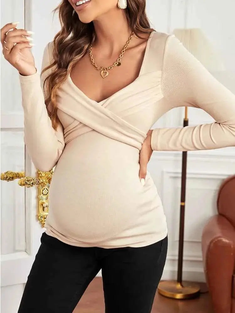 Mode für schwangere Frauen - Kreuzwickel-Longsleeve mit Herz-Ausschnitt, Rippstruktur, T-Shirt für Schwangere, Herbst/Winter