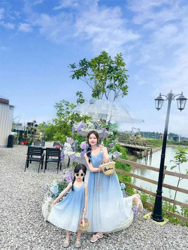 Family Fashion Beach Mother Father and Girl Boy Blue Clothes Vacation Look Mom Daughter Holiday Dress Korean Dad Son T Shirts