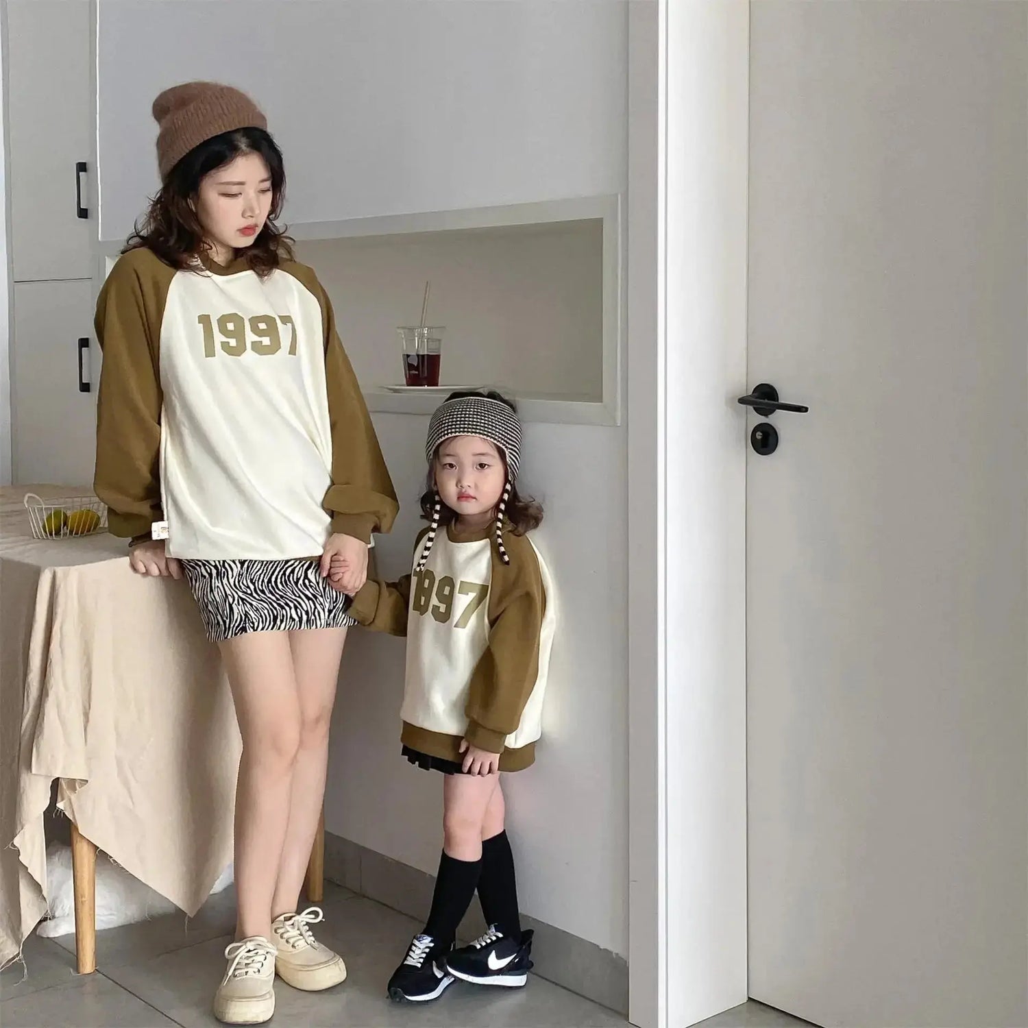 SweatshirtFather Mother and Daughter Me Son Matching Tee Shirts Baby Matching Clothes for the Whole Family Cotton Tops Spring - Mein Shop