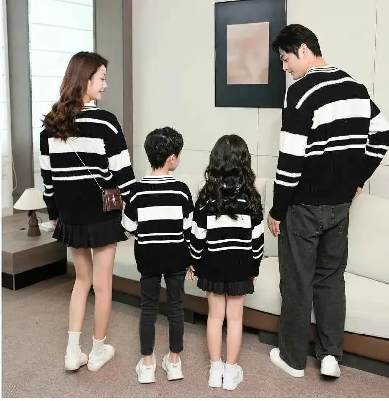 Sweater for The Whole Family Polo Knit Tops Fashion Mom and Daughter Child Girl Matching Jumper Dad and Son Baby Boy Knitwear