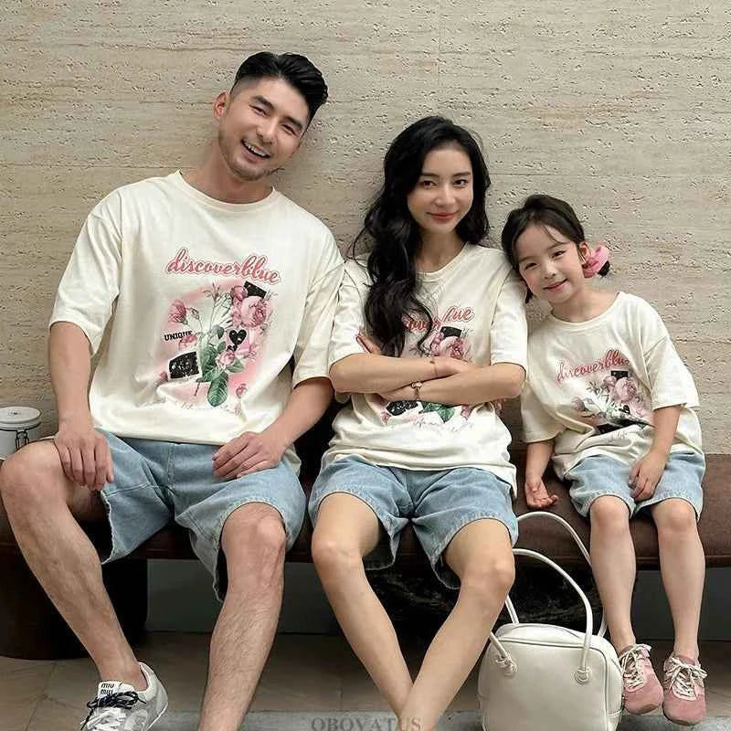Family Matching Outfit Clothes Set For Summer Vacation Outerwear Beach Tshirt Shorts Clothing Suit Couple Kids Same Costume Wear