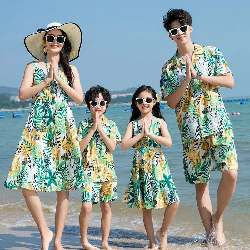 Family Fashion Beach Father and Son Outfits Vacation Look Mother Daughter Baby Girl Dress Holiday Parents and Children Clothes Mein Shop