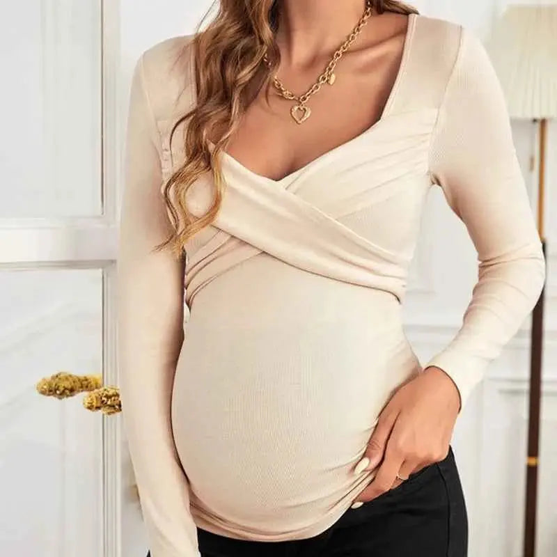 Mode für schwangere Frauen - Kreuzwickel-Longsleeve mit Herz-Ausschnitt, Rippstruktur, T-Shirt für Schwangere, Herbst/Winter