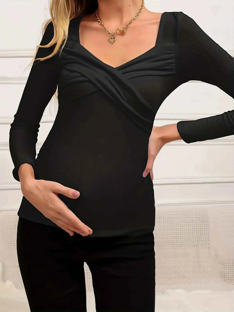 Mode für schwangere Frauen - Kreuzwickel-Longsleeve mit Herz-Ausschnitt, Rippstruktur, T-Shirt für Schwangere, Herbst/Winter